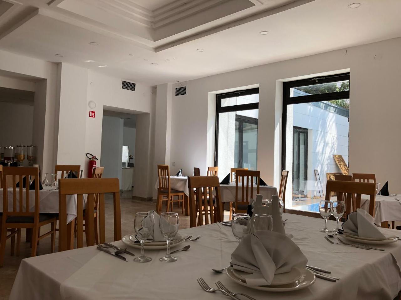 تْسْغيكفانِتْسا Hotel Park المظهر الخارجي الصورة
